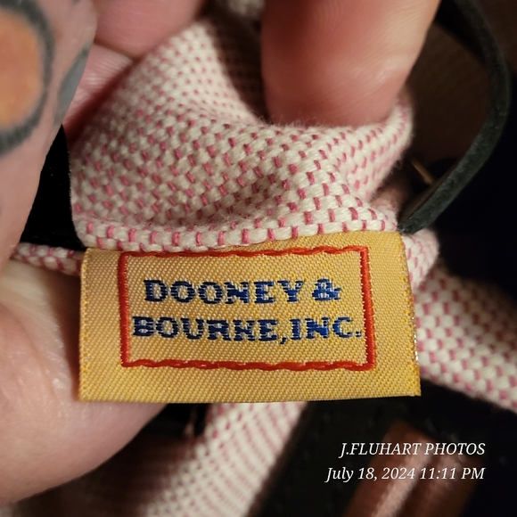 DOONEY AND BOURKE CROCODILE EMBOSSED LEATHER SHOULDER BAG RECENT DISCONTINUED - Picture 8 of 16